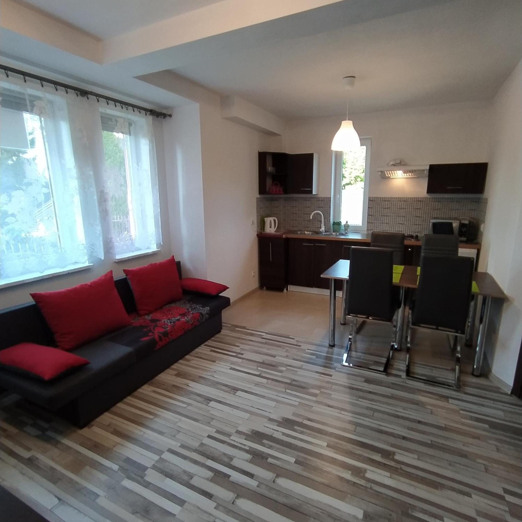 Koral Hotell Sztutowo Exteriör bild